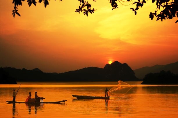 9卧佛含丹星湖美 梁根长摄13600220683.jpg 9卧佛含丹星湖美 梁根长摄13600220683.jpg