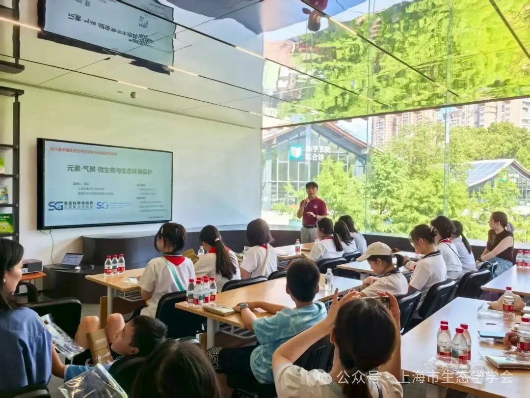 蓝色星球1.jpg 蓝色星球1.jpg