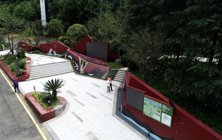 3阿哈湖公园北广场科普长廊.png 3阿哈湖公园北广场科普长廊.png